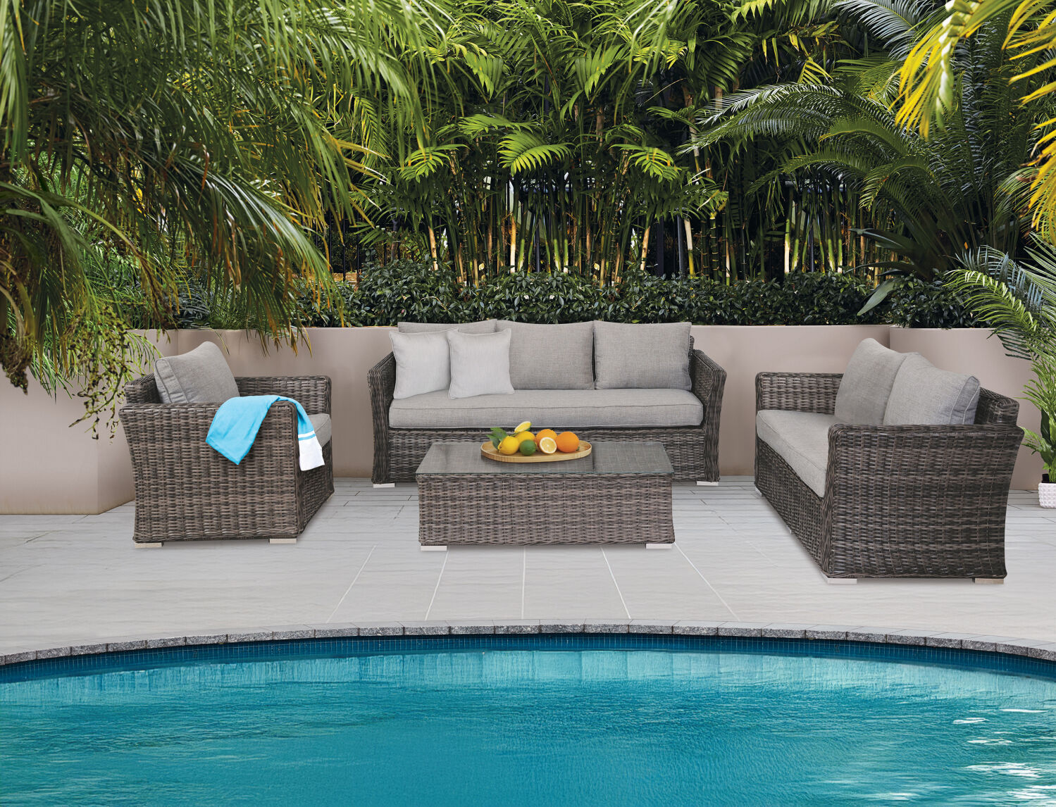 Outdoor Sofas & Lounge Chairs - Danske Mobler